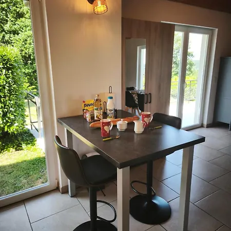 Ferienhaus Les Leonides, A Nature House Walscheid