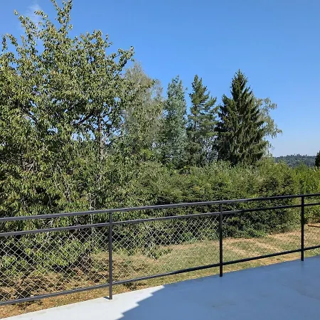 Ferienhaus Les Leonides, A Nature House Walscheid